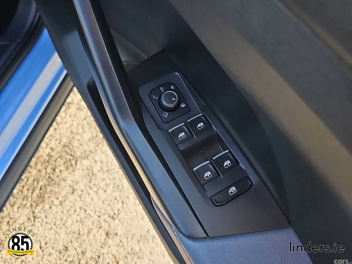Volkswagen T-Cross Estate, Petrol, 2024, Blue