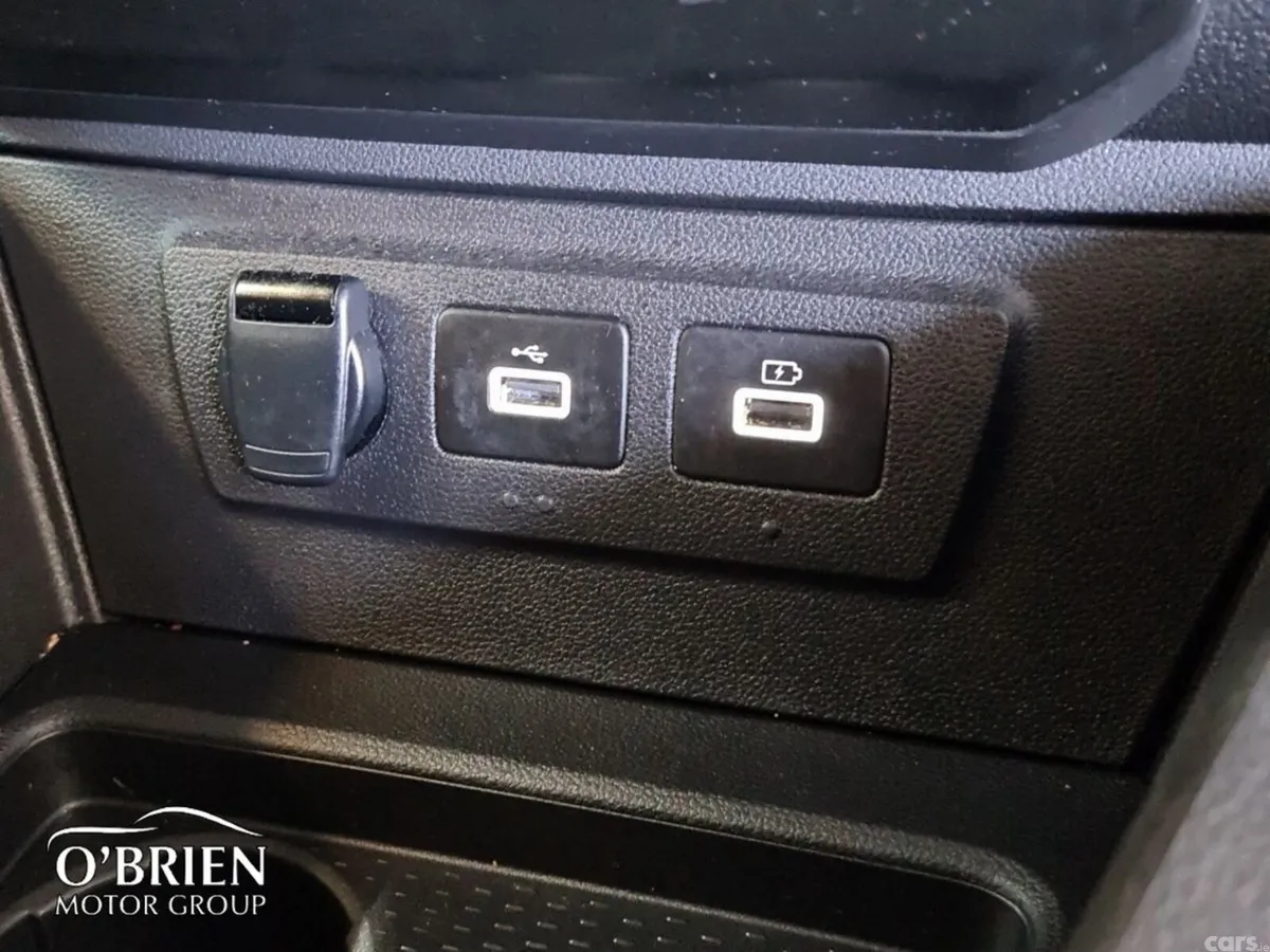 Dacia Duster SUV, Diesel, 2024, Grey