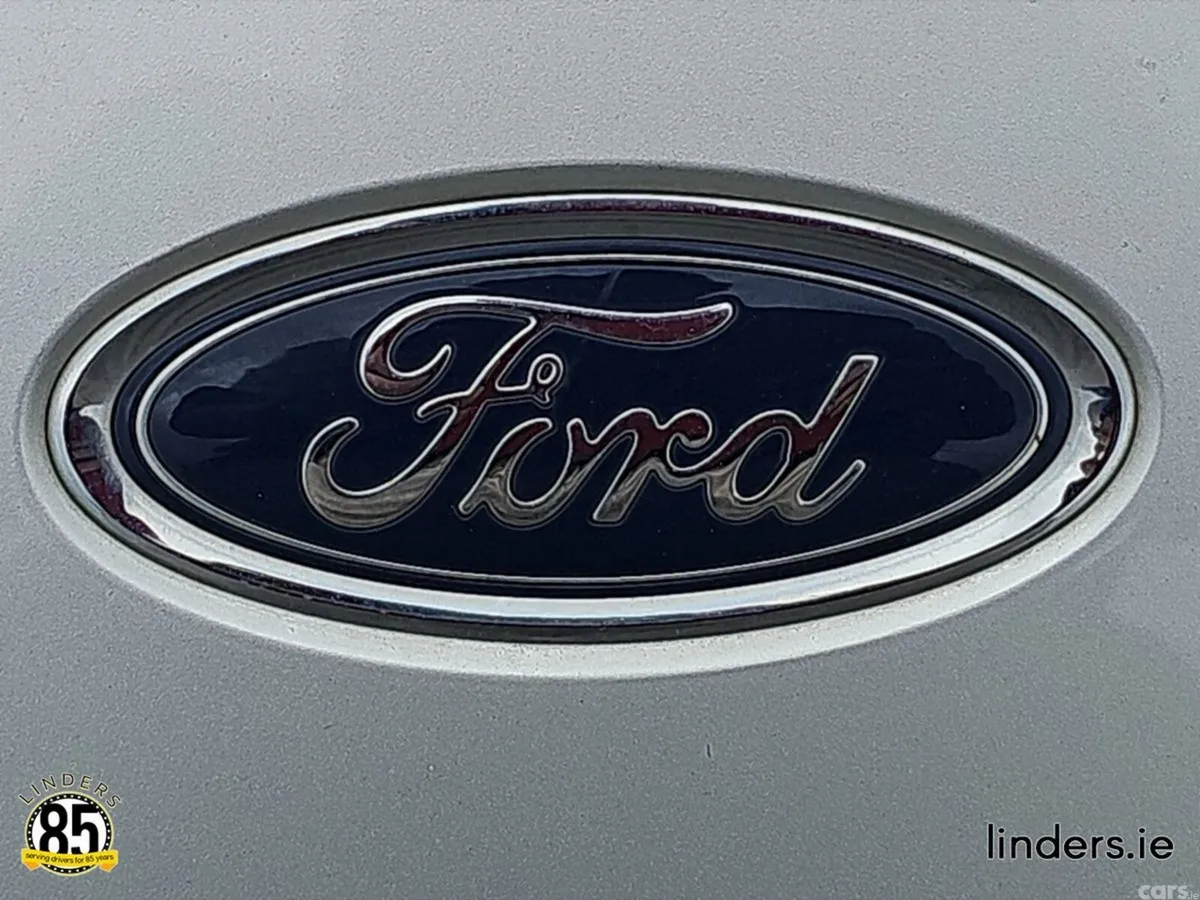 Ford Focus Estate, Petrol, 2020, Grey