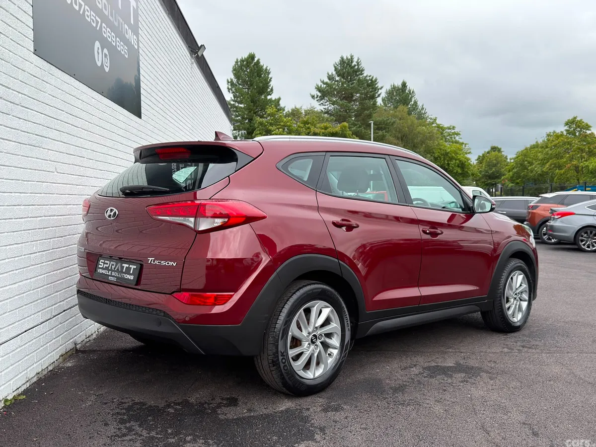 Hyundai Tucson SUV, Diesel, 2016, Red