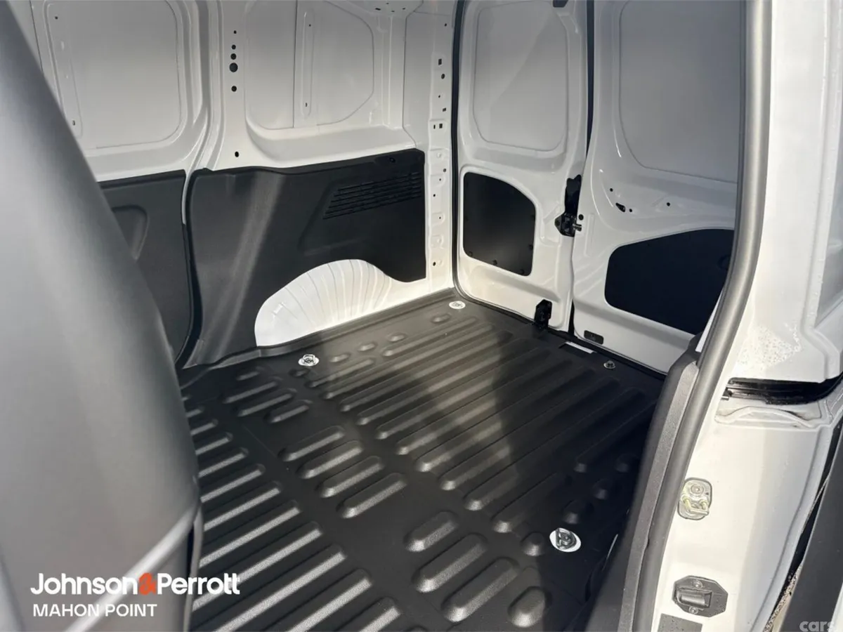 Peugeot Partner MPV, Diesel, 2026, White