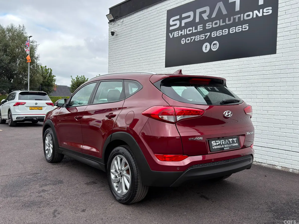 Hyundai Tucson SUV, Diesel, 2016, Red