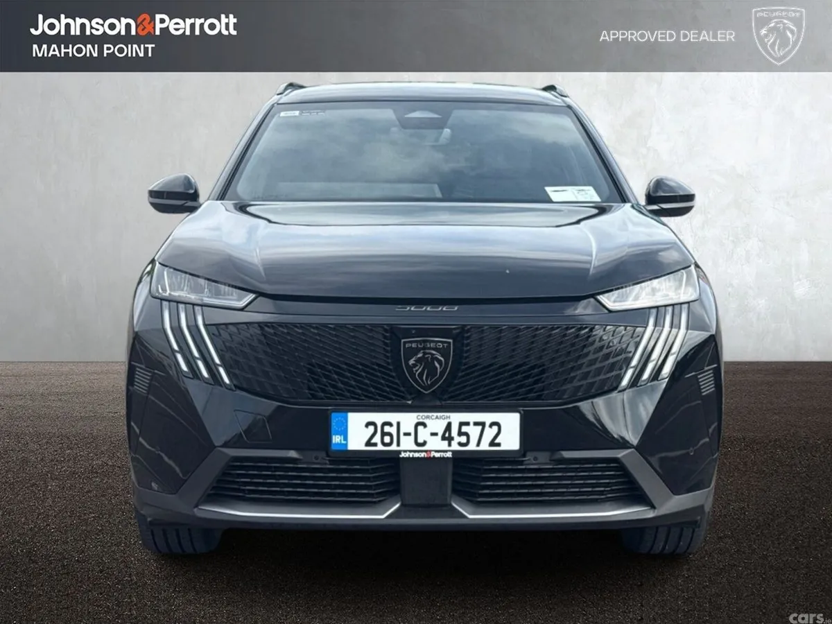 Peugeot 5008 MPV, Petrol, 2026, Black