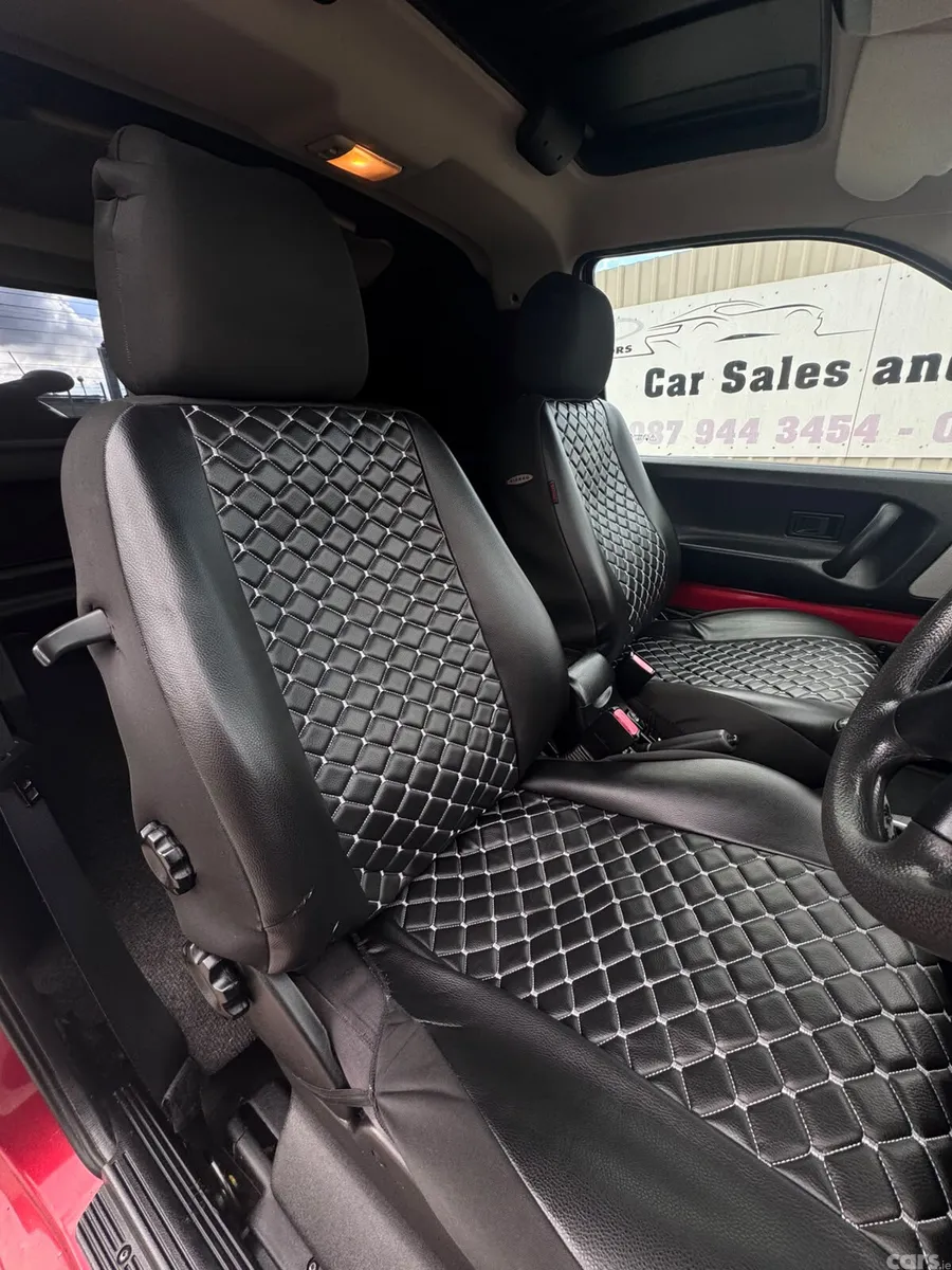 Land Rover Freelander SUV, Diesel, 2008, Red