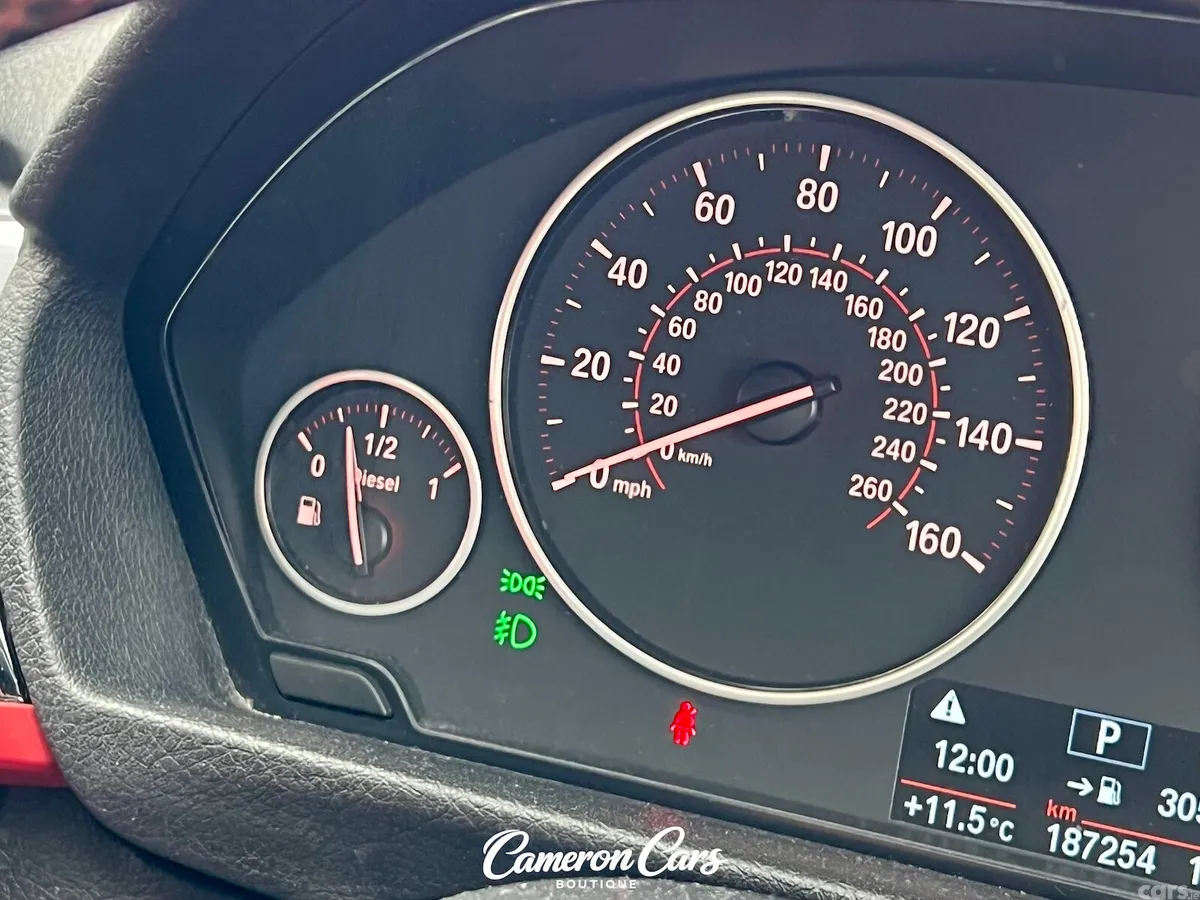 BMW 3-Series Saloon, Diesel, 2015, Black