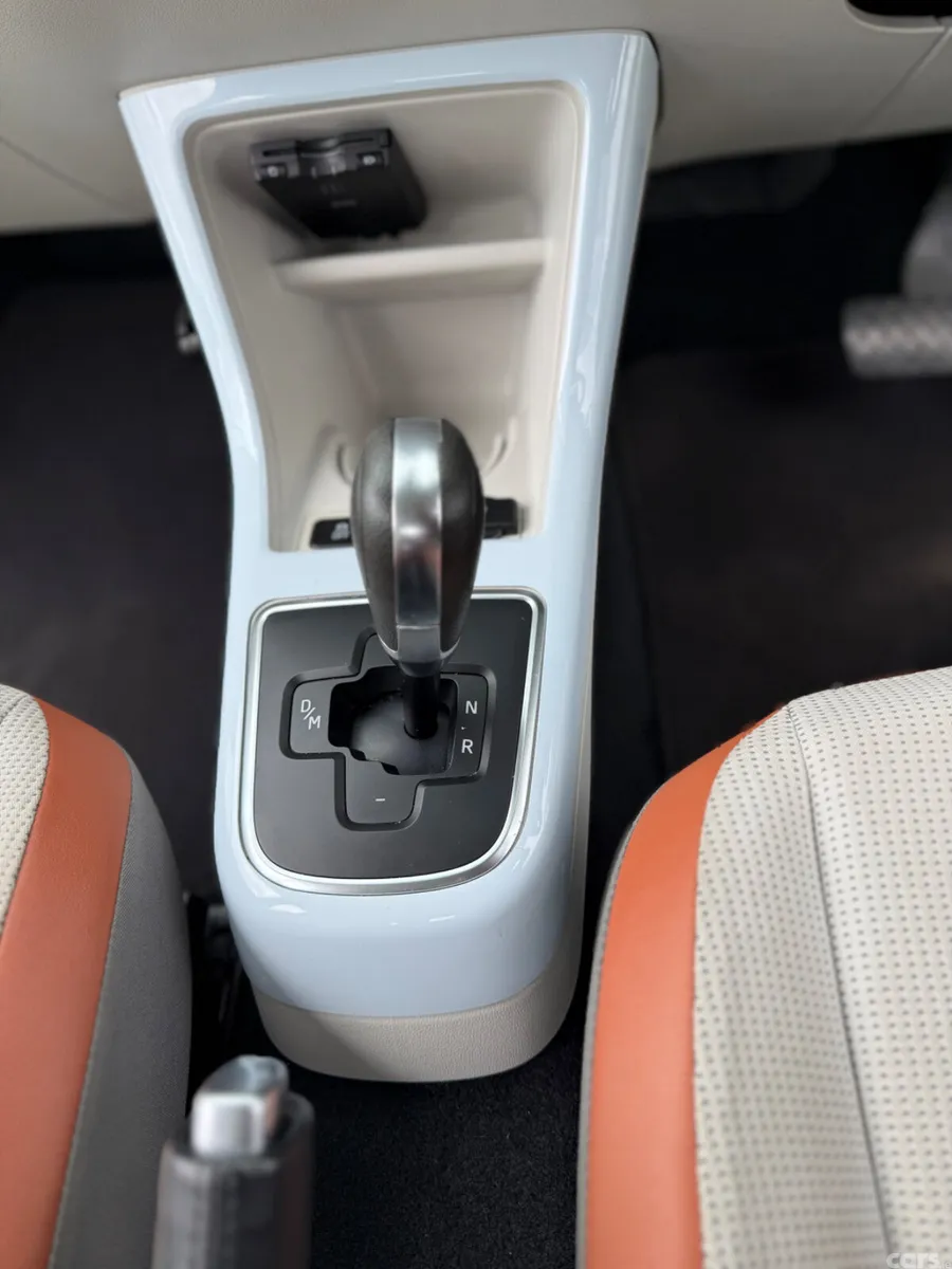 Volkswagen up! Hatchback, Petrol, 2013, Blue