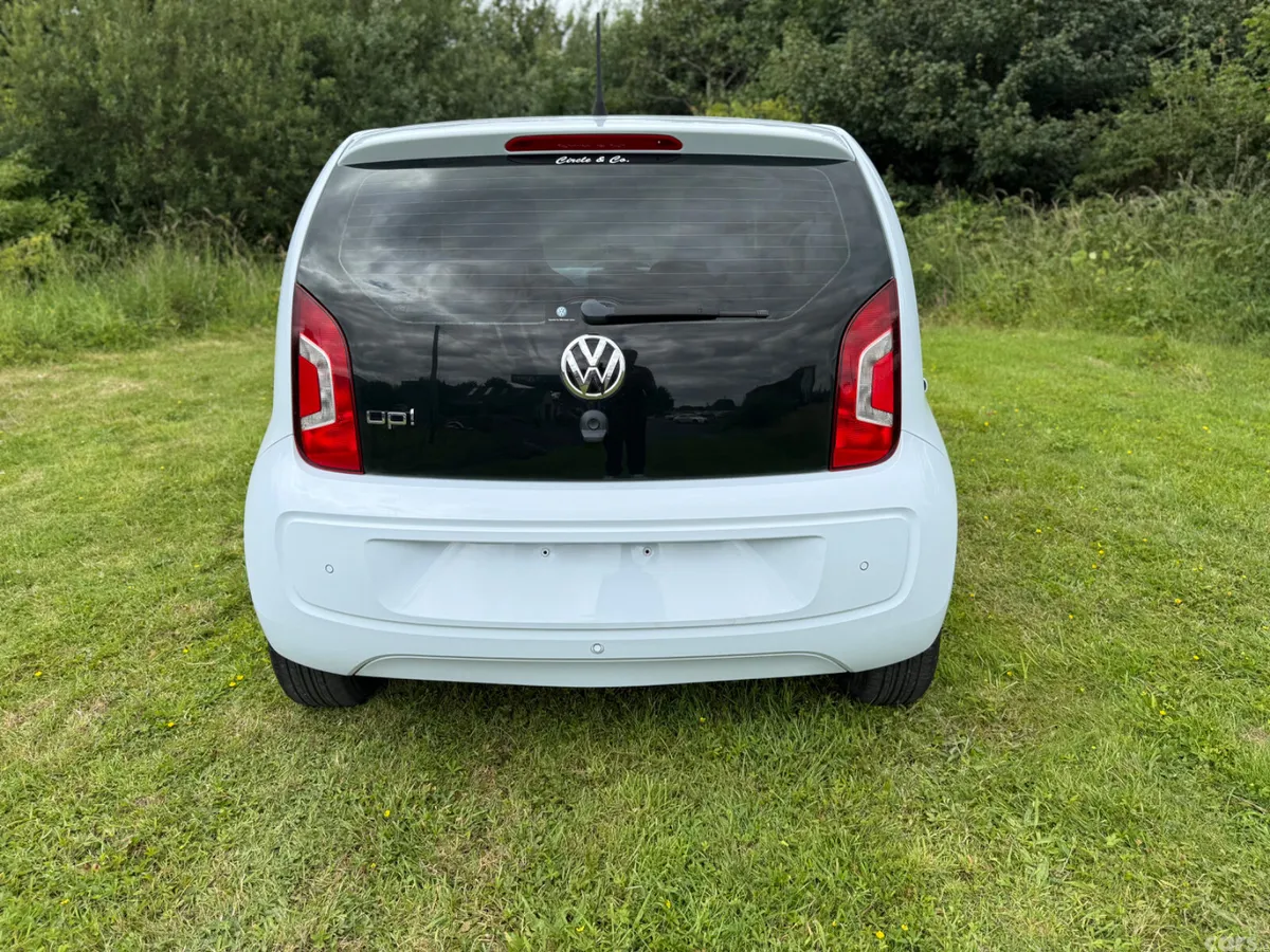 Volkswagen up! Hatchback, Petrol, 2013, Blue