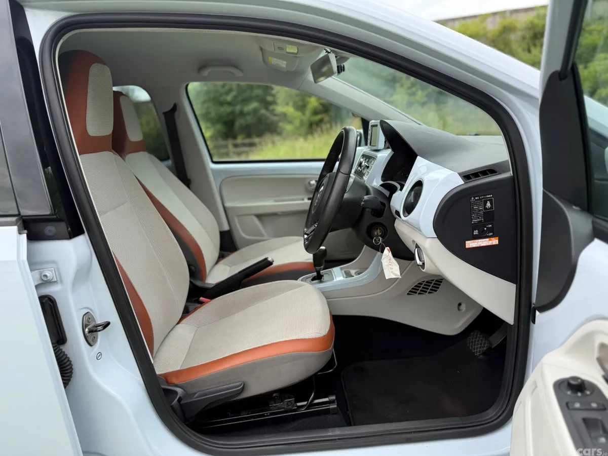 Volkswagen up! Hatchback, Petrol, 2013, Blue