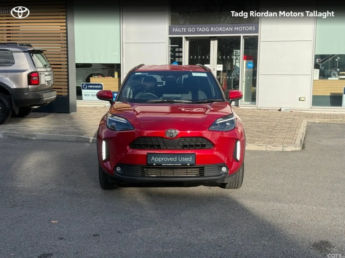 Toyota Yaris Cross Hatchback, Petrol Hybrid, 2026, Red