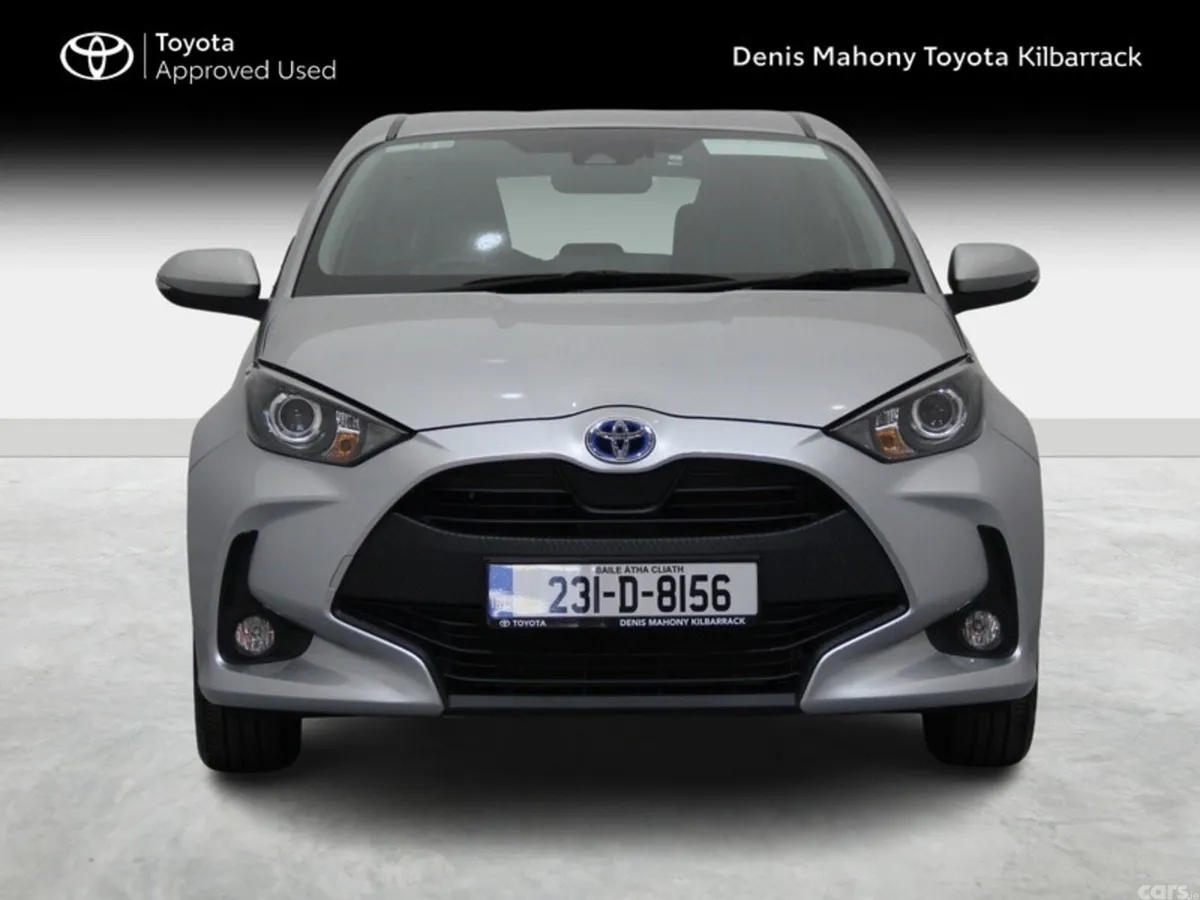 Toyota Yaris Hatchback, Petrol Hybrid, 2023, Silver