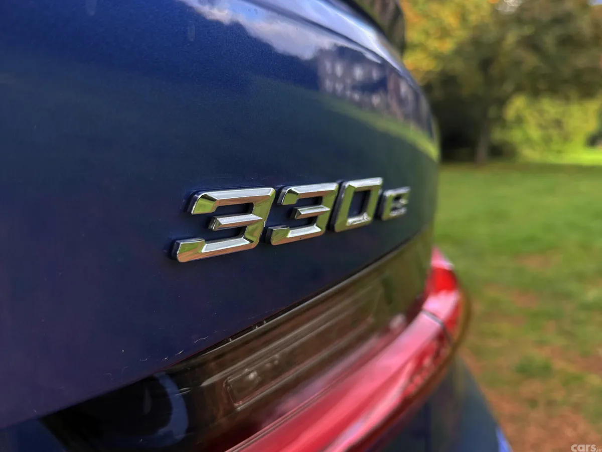 BMW 3-Series Saloon, Petrol Plug-in Hybrid, 2021, Blue