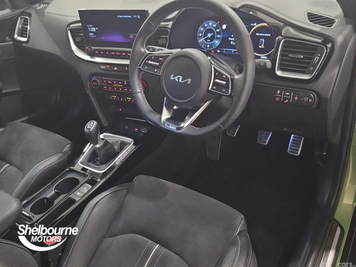 Kia XCeed Hatchback, Petrol, 2023, Green