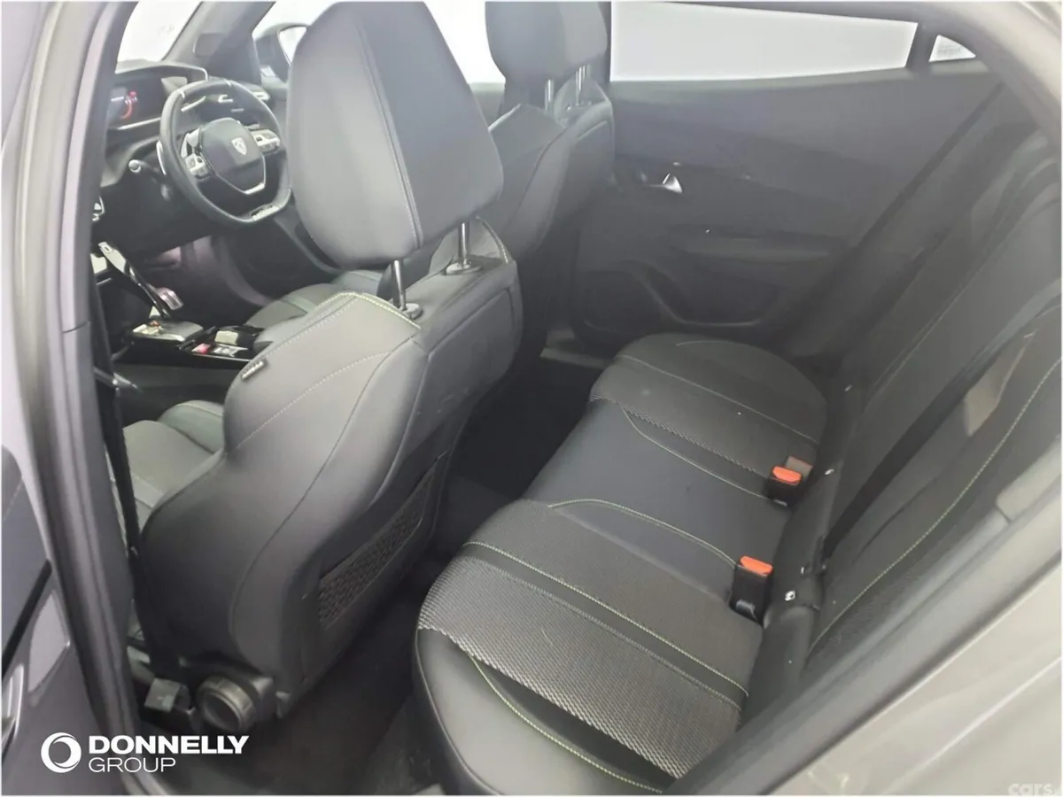Peugeot 2008 Estate, Petrol, 2023, Grey