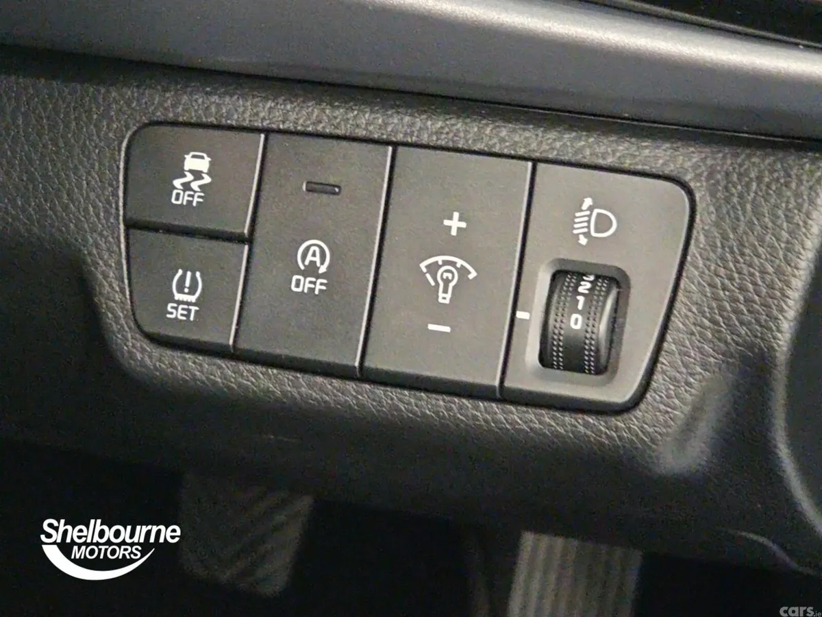 Kia Rio Hatchback, Petrol, 2023, Blue