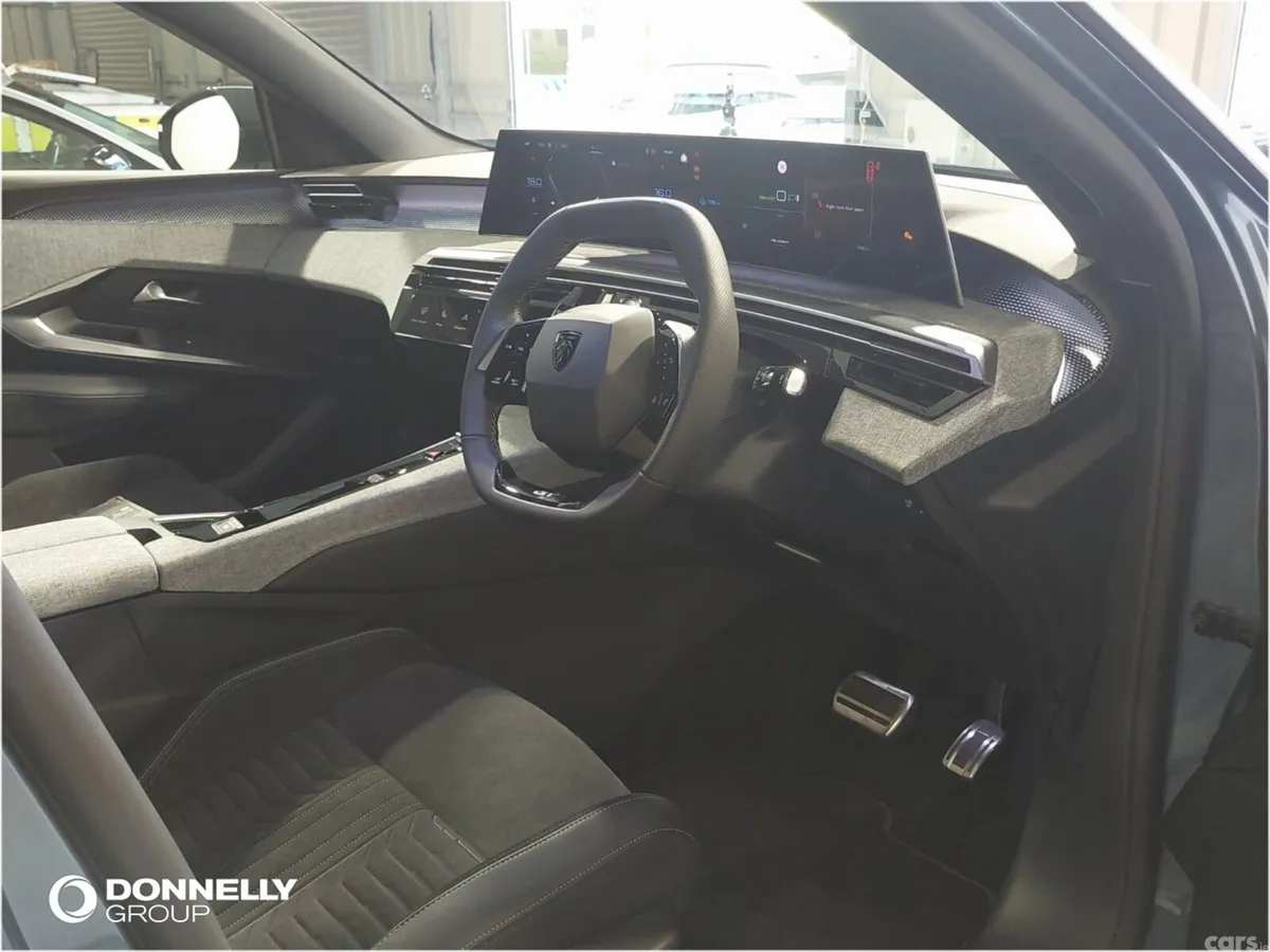 Peugeot 3008 SUV, Electric, 2026, Blue