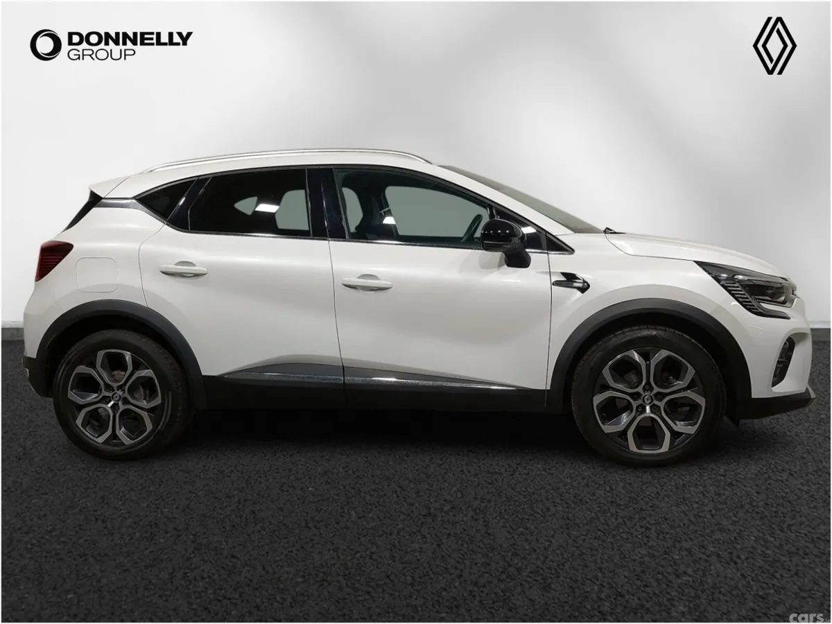 Renault Captur Hatchback, Petrol, 2024, White