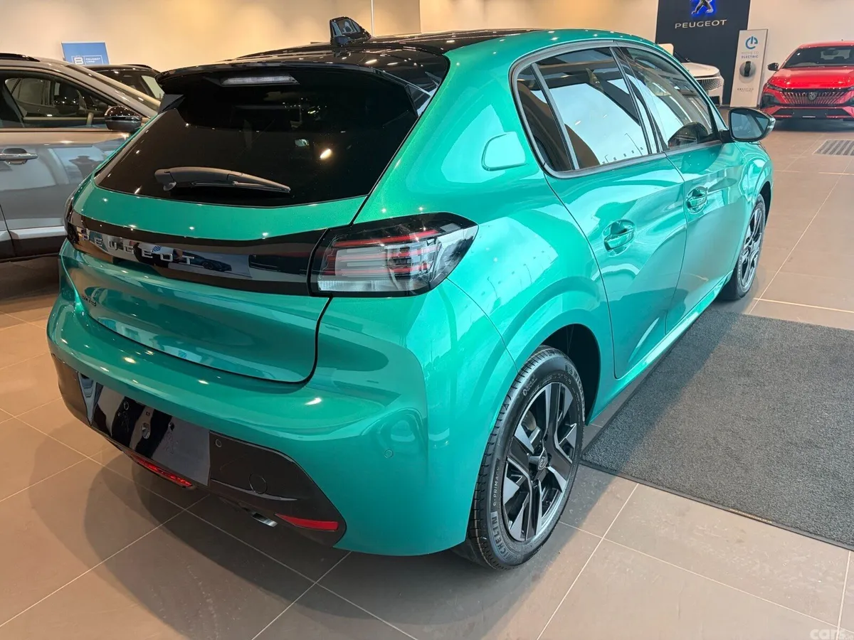 Peugeot 208 Hatchback, Petrol, 2026, 