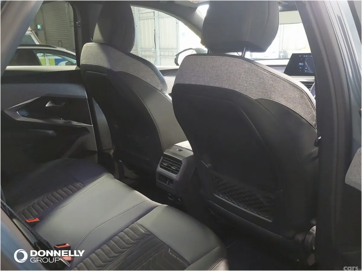 Peugeot 3008 SUV, Electric, 2026, Blue