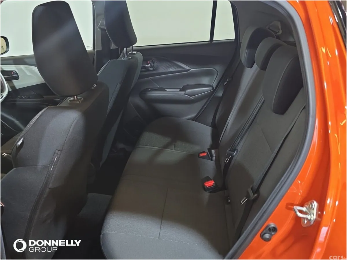 Suzuki Swift Hatchback, Petrol, 2024, Orange