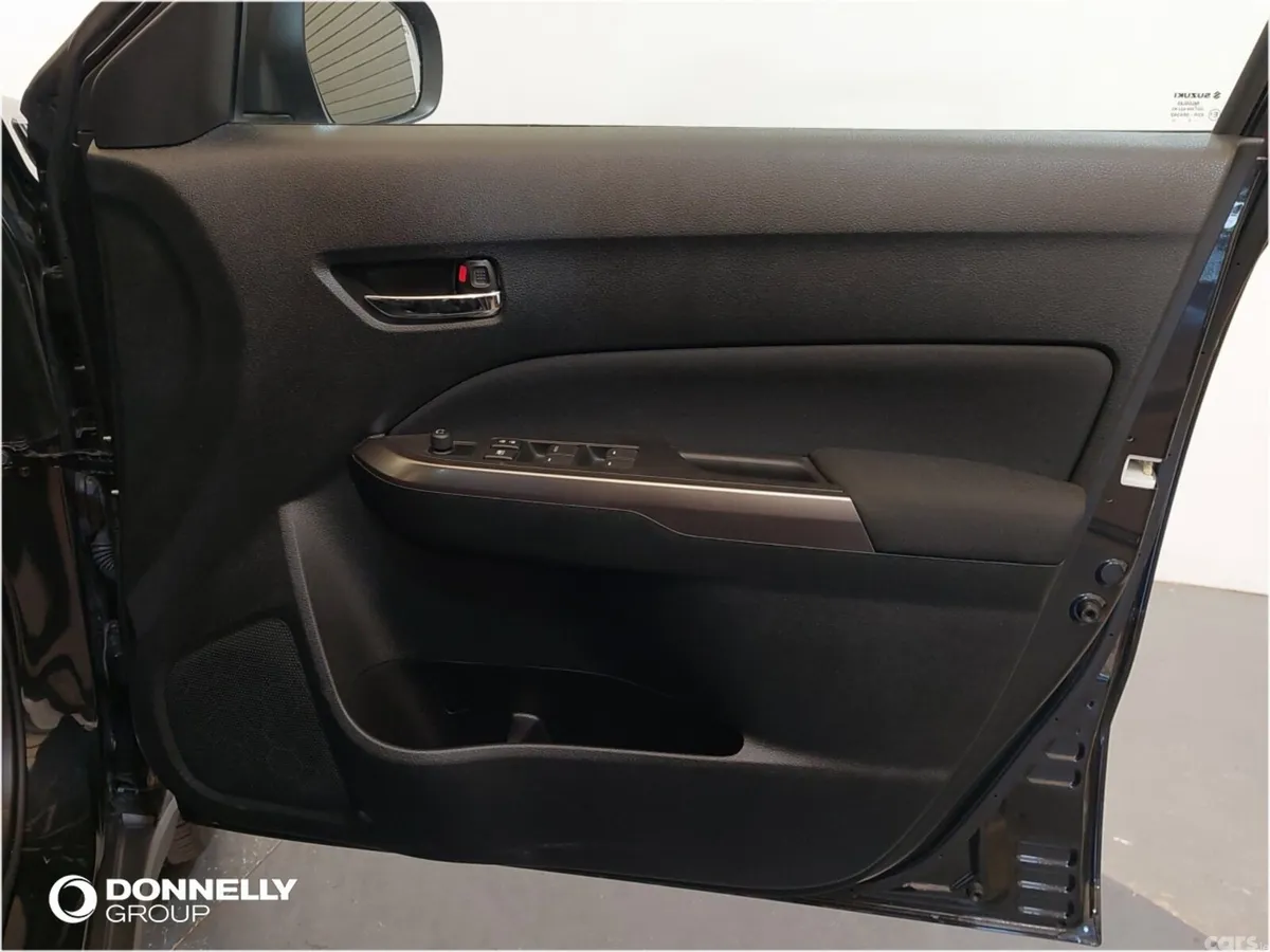 Suzuki Vitara SUV, Petrol, 2023, Black