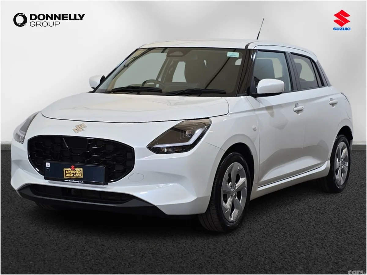 Suzuki Swift Hatchback, Petrol, 2024, White
