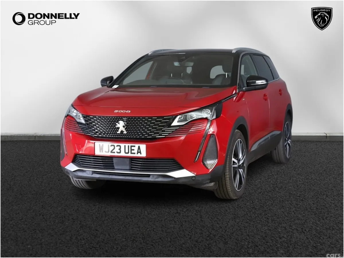Peugeot 5008 Estate, Petrol, 2023, Red