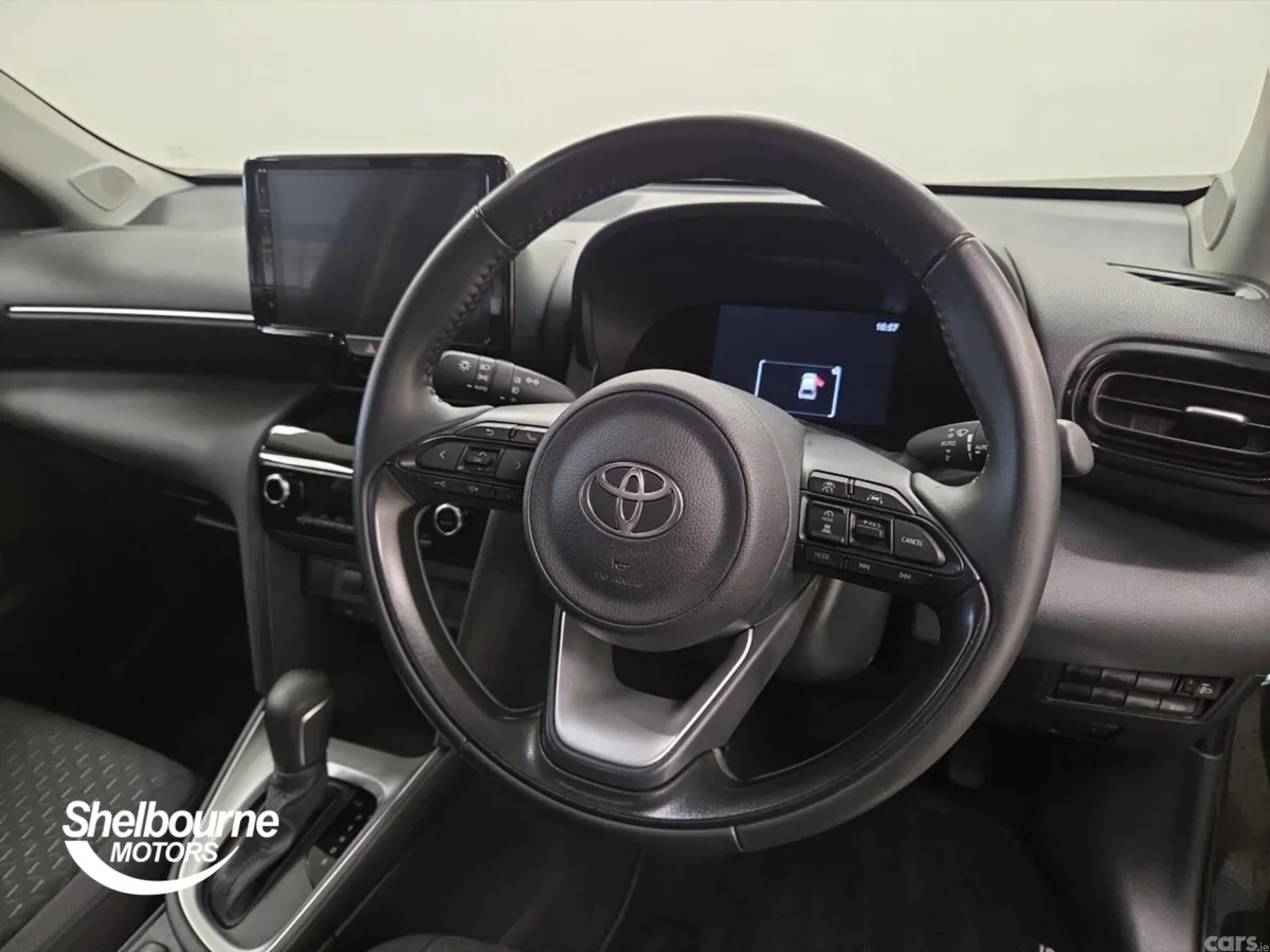 Toyota Yaris Cross Estate, Petrol Hybrid, 2026, Black