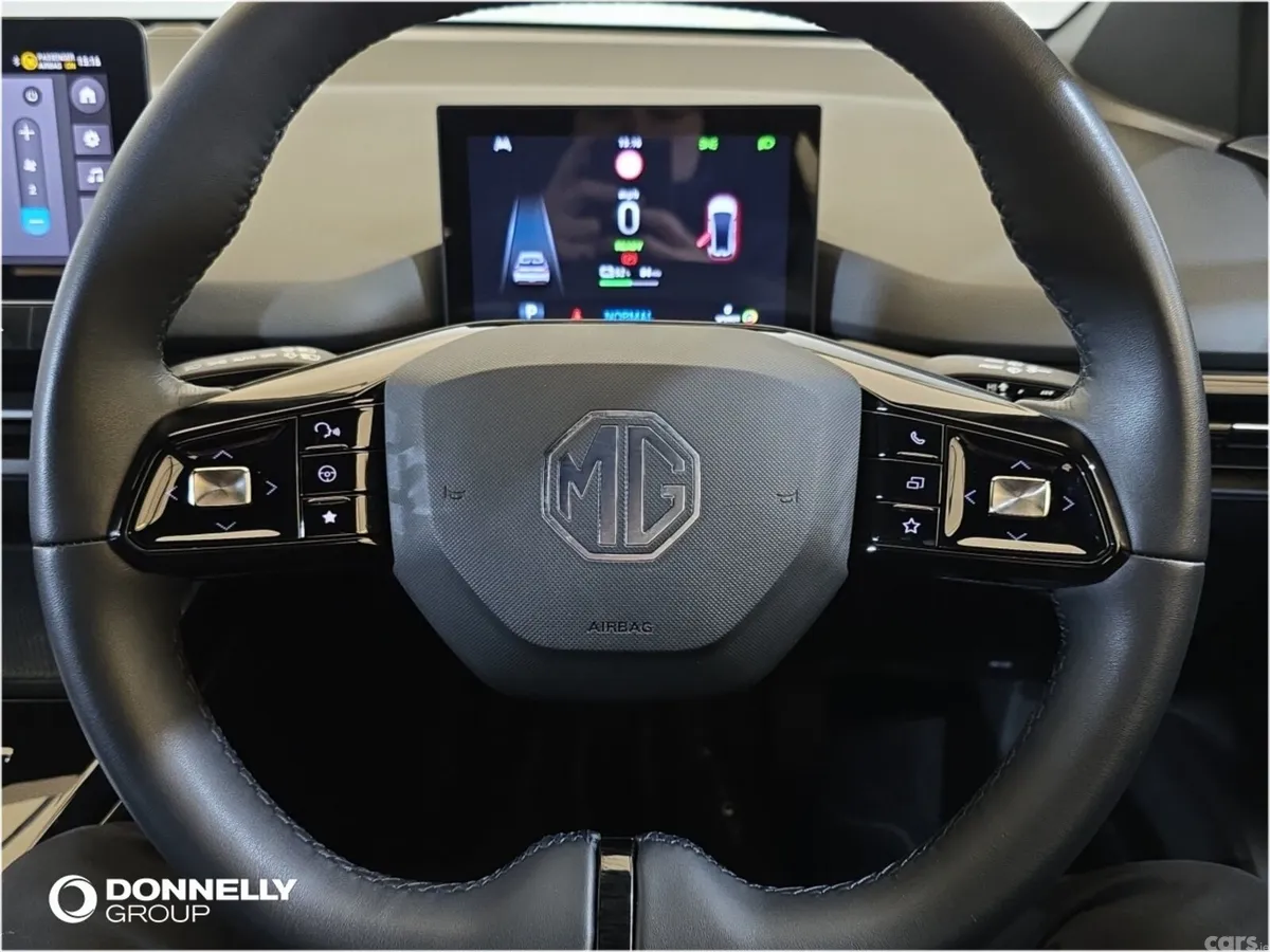 MG MG4 Hatchback, Electric, 2023, Black