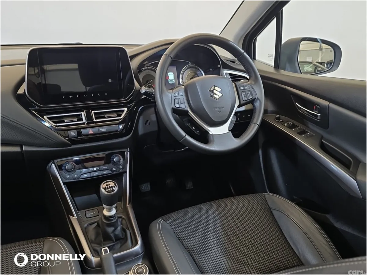 Suzuki S-CROSS Hatchback, Petrol, 2023, Silver