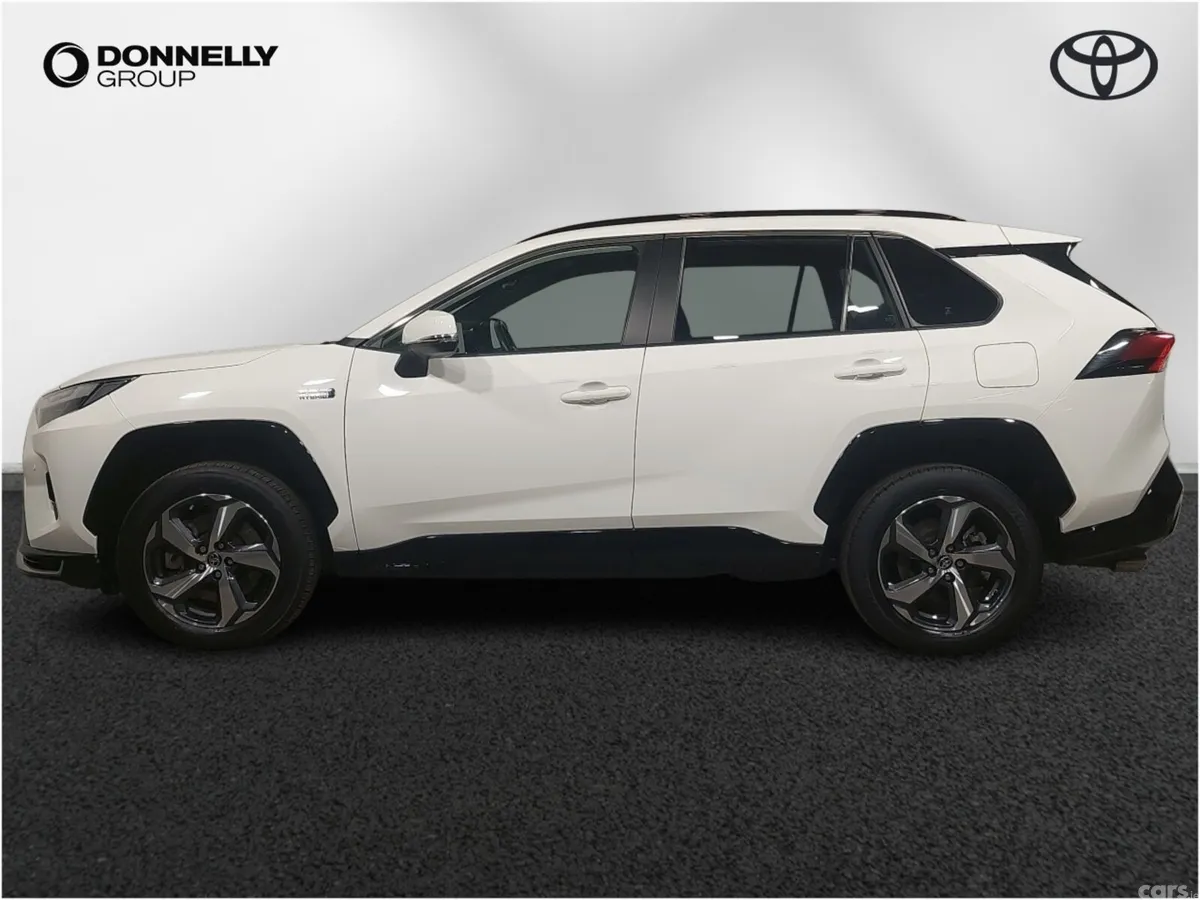 Toyota RAV4 SUV, Petrol Hybrid, 2023, White