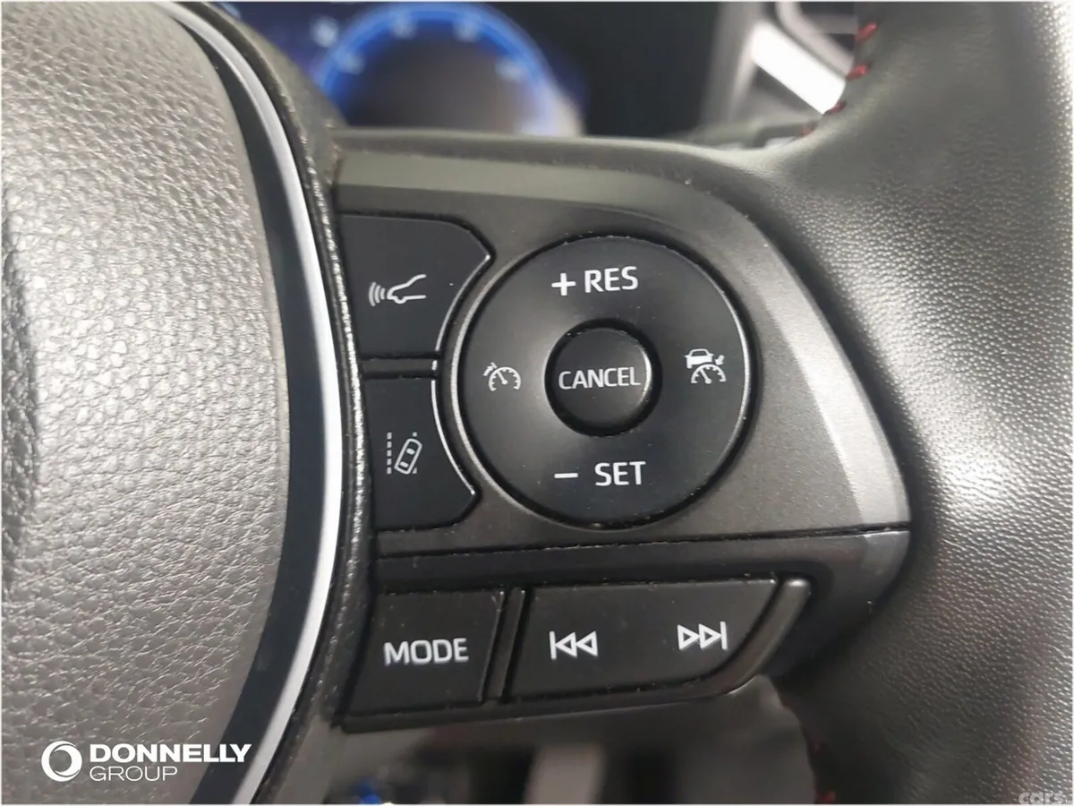 Toyota RAV4 SUV, Petrol Hybrid, 2023, White