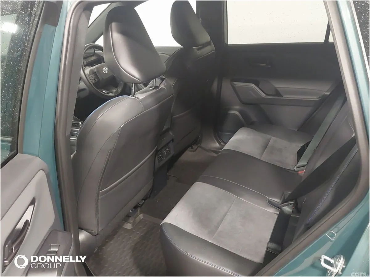 Toyota RAV4 SUV, Petrol Hybrid, 2026, Green