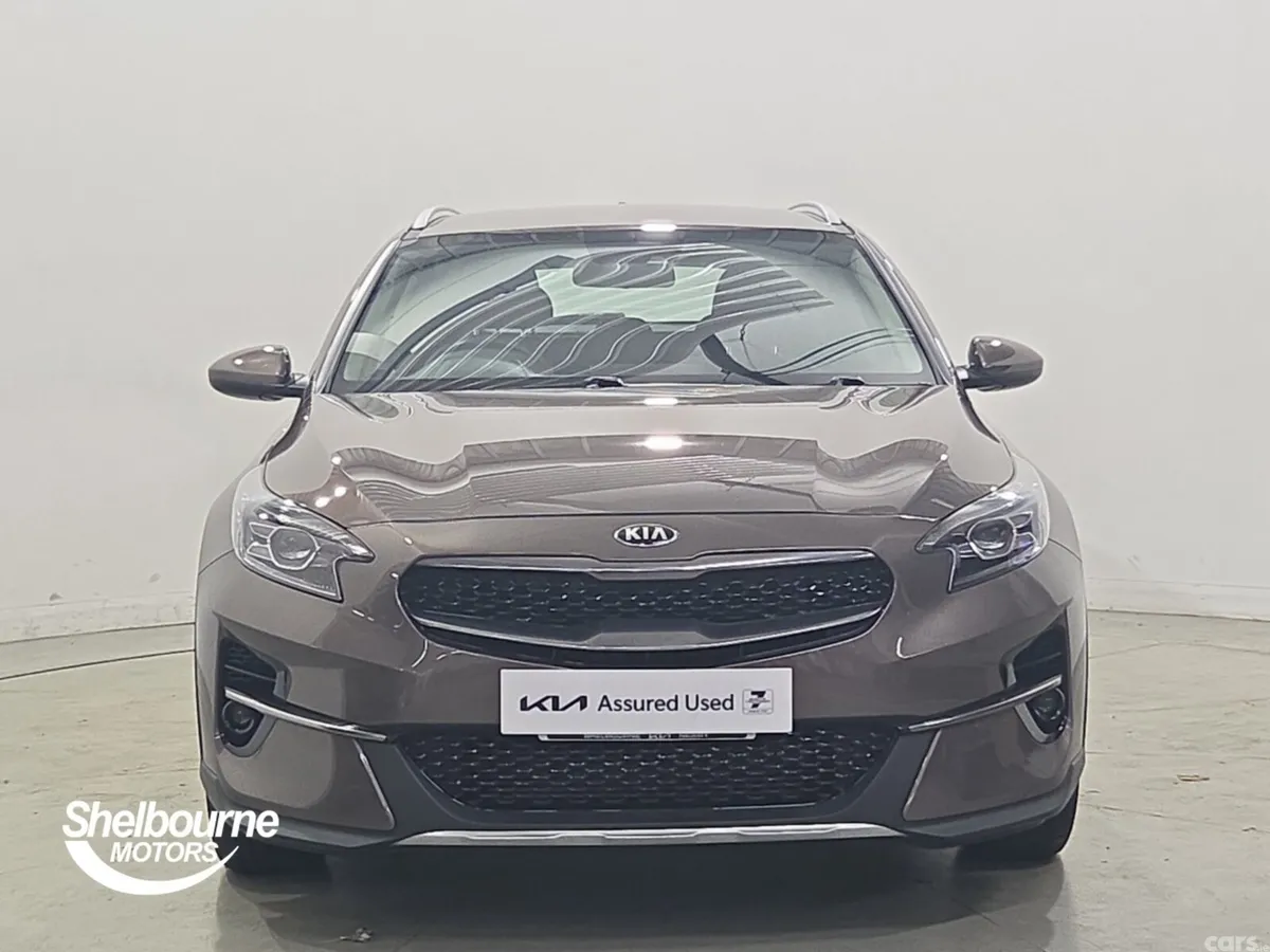 Kia XCeed Hatchback, Petrol, 2020, Brown