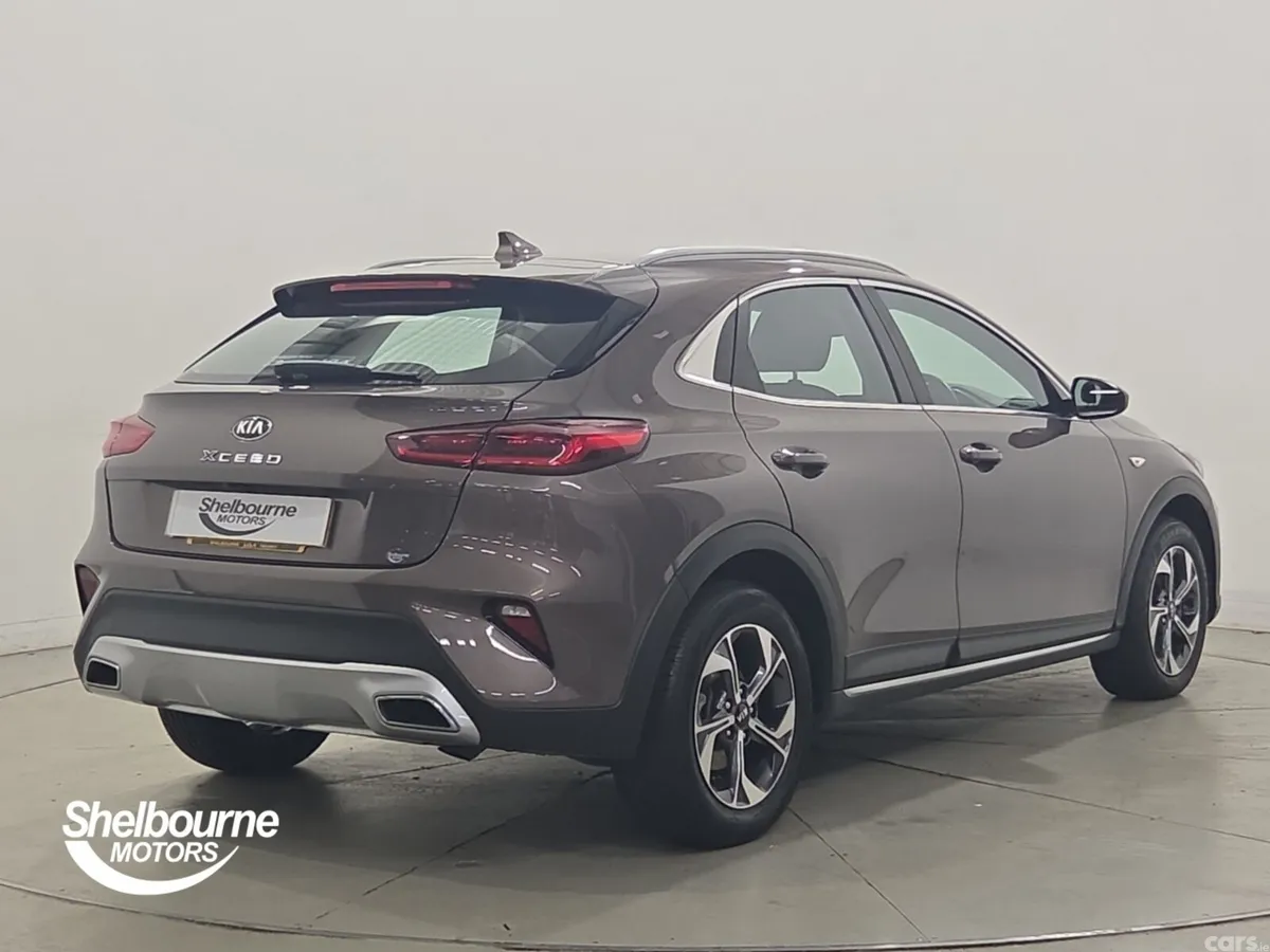 Kia XCeed Hatchback, Petrol, 2020, Brown