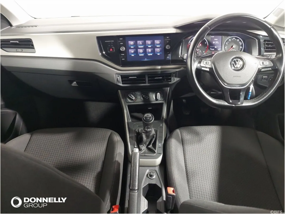 Volkswagen Polo Hatchback, Petrol, 2021, Blue