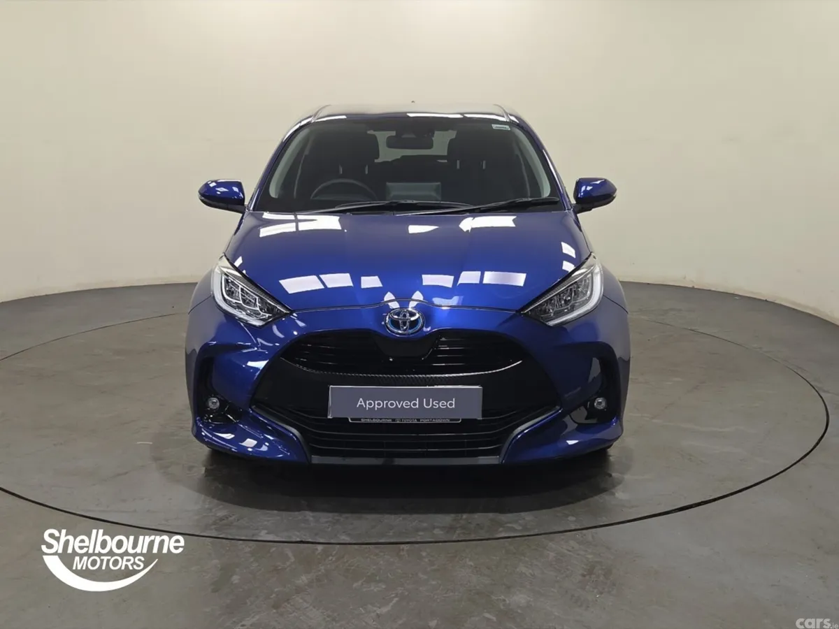 Toyota Yaris Hatchback, Petrol Hybrid, 2023, Blue