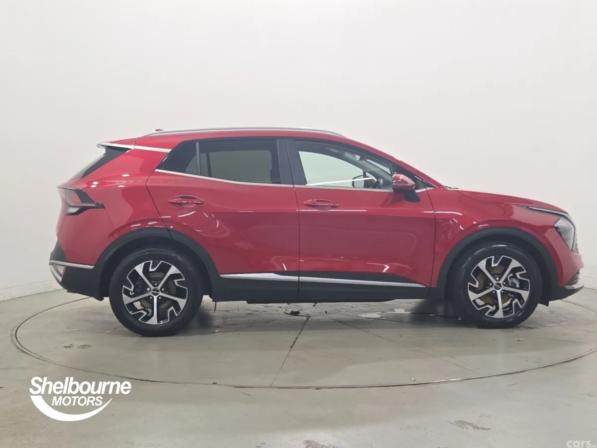 Kia Sportage SUV, Petrol, 2025, Red