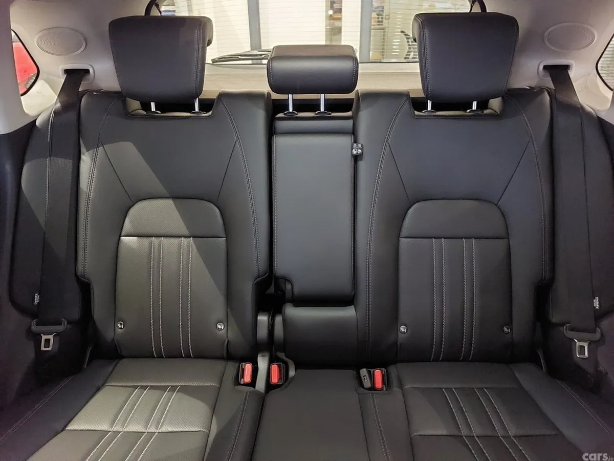 Honda ZR-V Estate, Petrol Hybrid, 2023, White