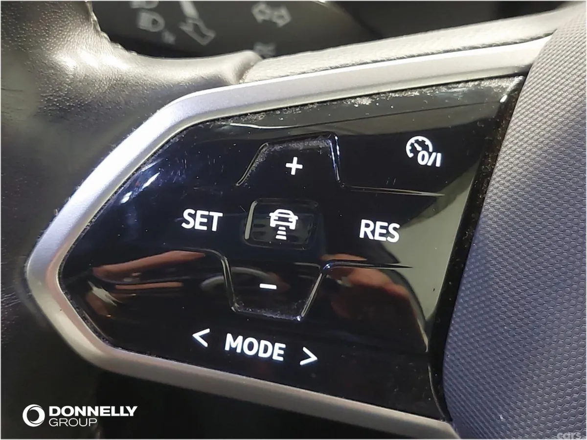 Volkswagen ID.4 Estate, Electric, 2022, White