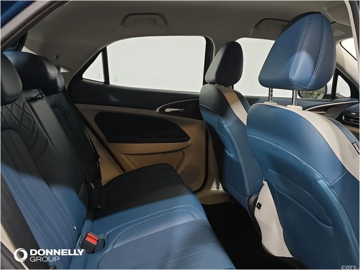 Other Other Hatchback, Electric, 2022, Green