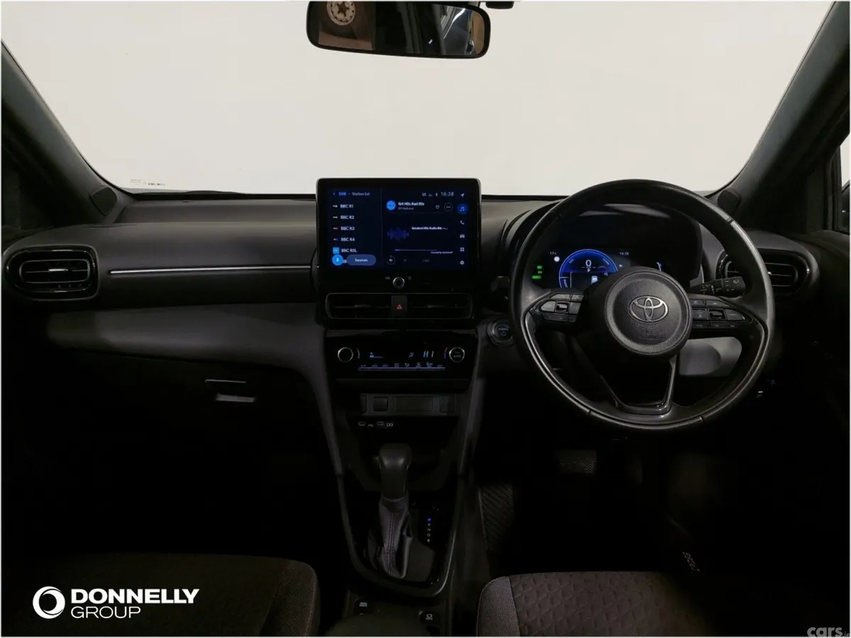 Toyota Yaris Cross Estate, Petrol Hybrid, 2024, Black