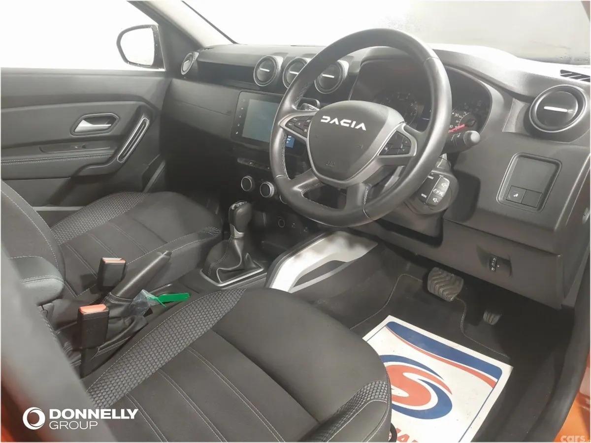 Dacia Duster Estate, Petrol, 2024, Orange
