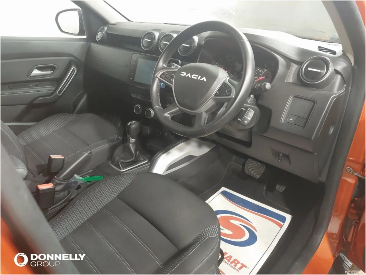 Dacia Duster Estate, Petrol, 2024, Orange