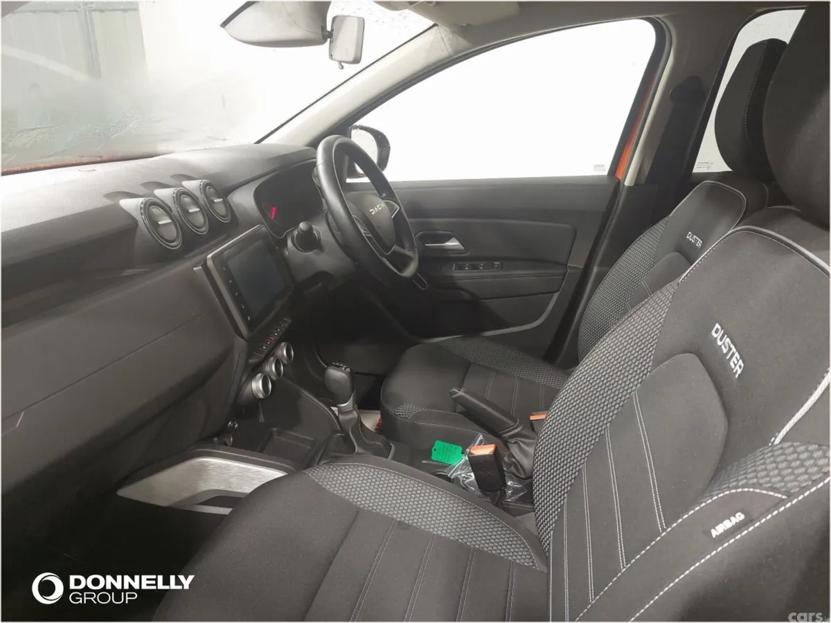 Dacia Duster Estate, Petrol, 2024, Orange