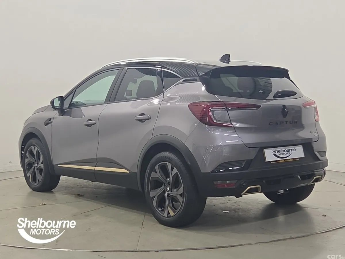 Renault Captur Hatchback, Petrol Hybrid, 2023, Grey