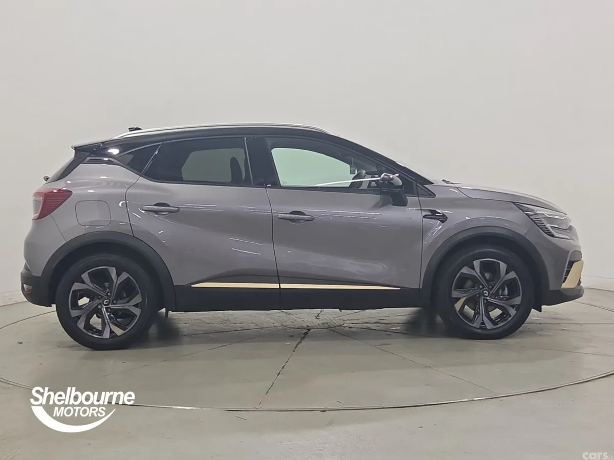 Renault Captur Hatchback, Petrol Hybrid, 2023, Grey