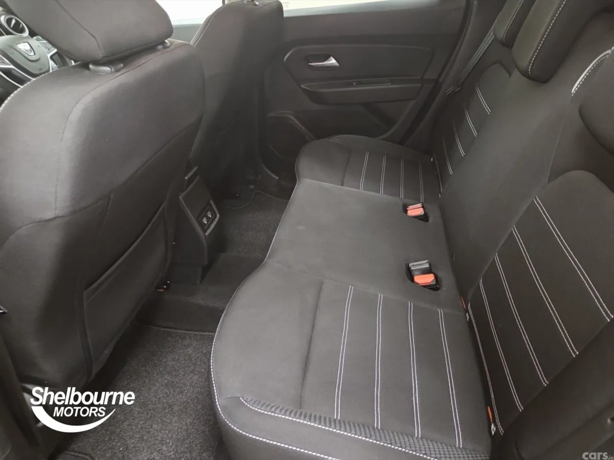 Dacia Duster Estate, Petrol Gas, 2022, Orange