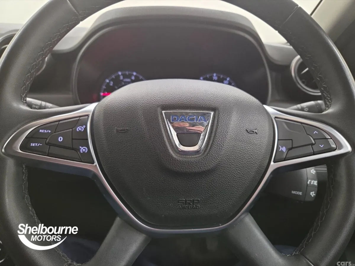 Dacia Duster Estate, Petrol Gas, 2022, Orange