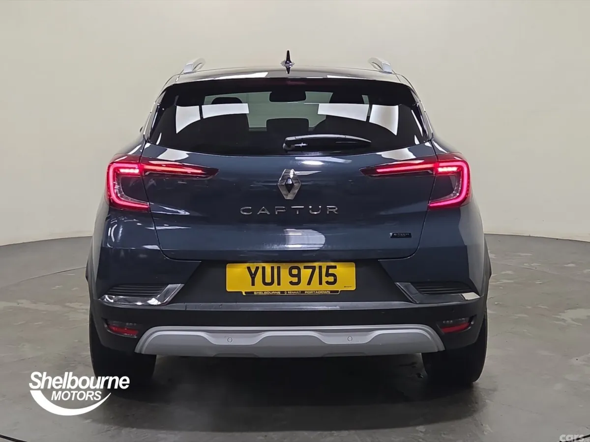 Renault Captur Hatchback, Petrol Hybrid, 2023, Blue