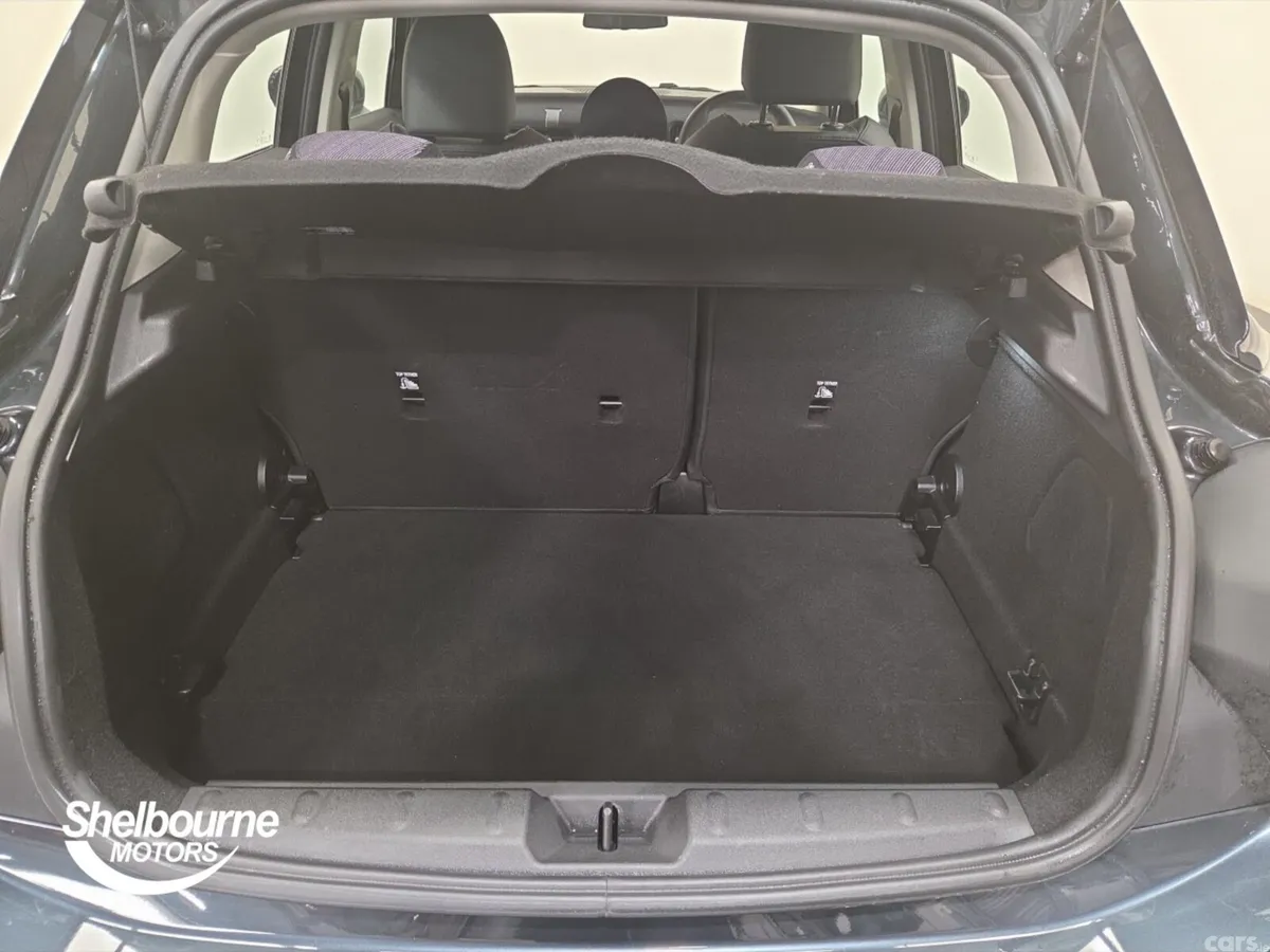 Mini Cooper Hatchback, Petrol, 2025, Grey